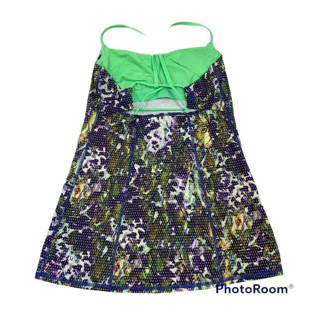 Lululemon Floral Sport White Multi/Pistachio Dancing‎ Warrior Activewear Top 8